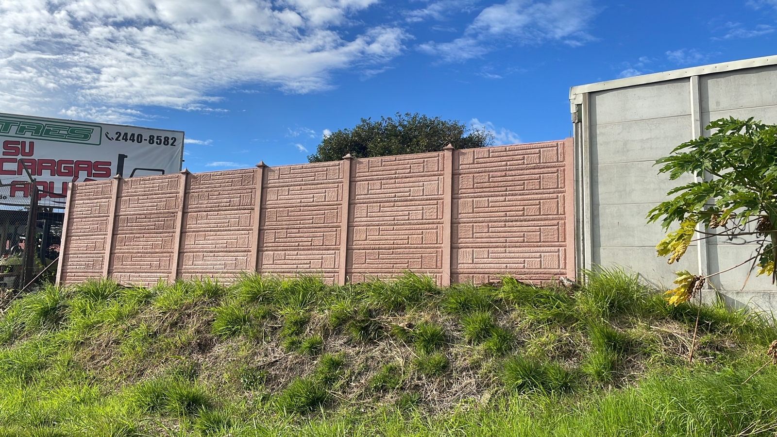 Barda prefabricada de concreto